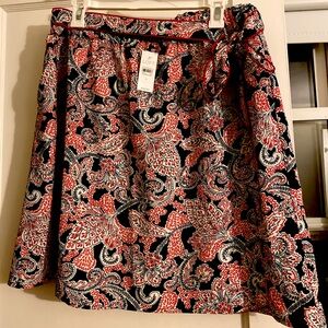 NWT LOFT Midi skirt lightweight paisley black red white tie pockets flowy large